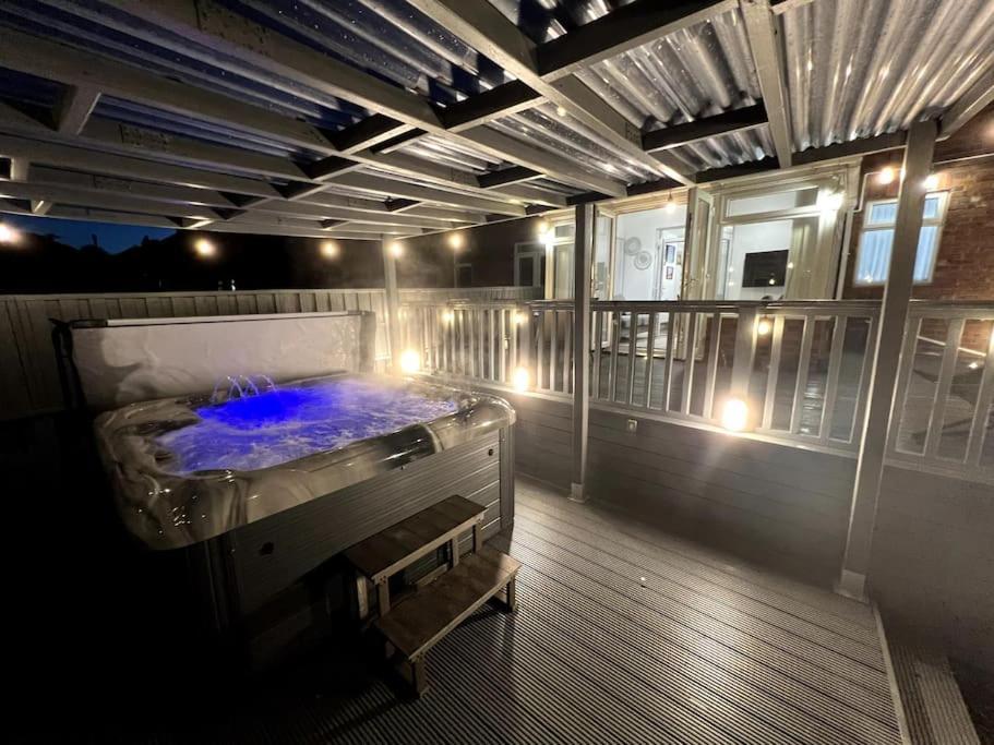 Numero Venti Aparthouse Wifi Parking Hot Tub Ньюкасл-апон-Тайн Екстер'єр фото